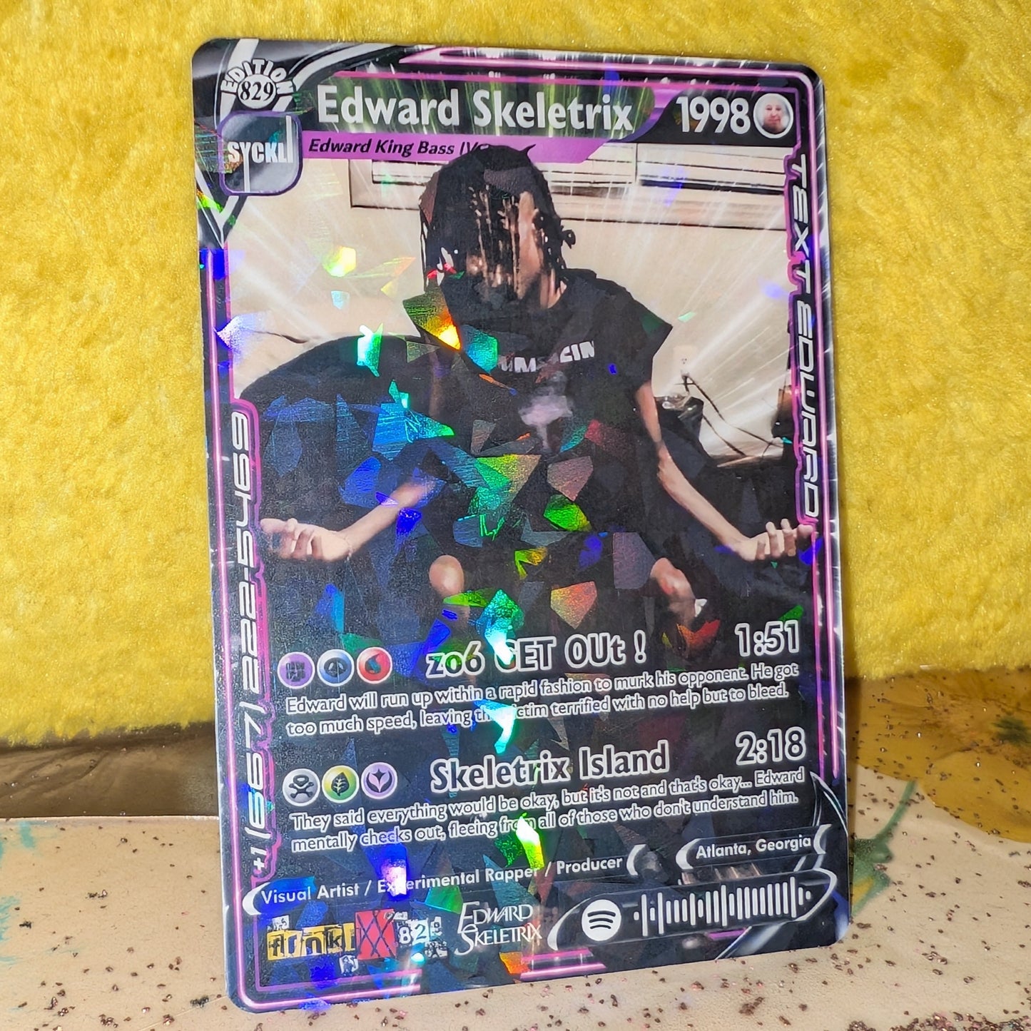 Edward Skeletrix Holographic Trading Card