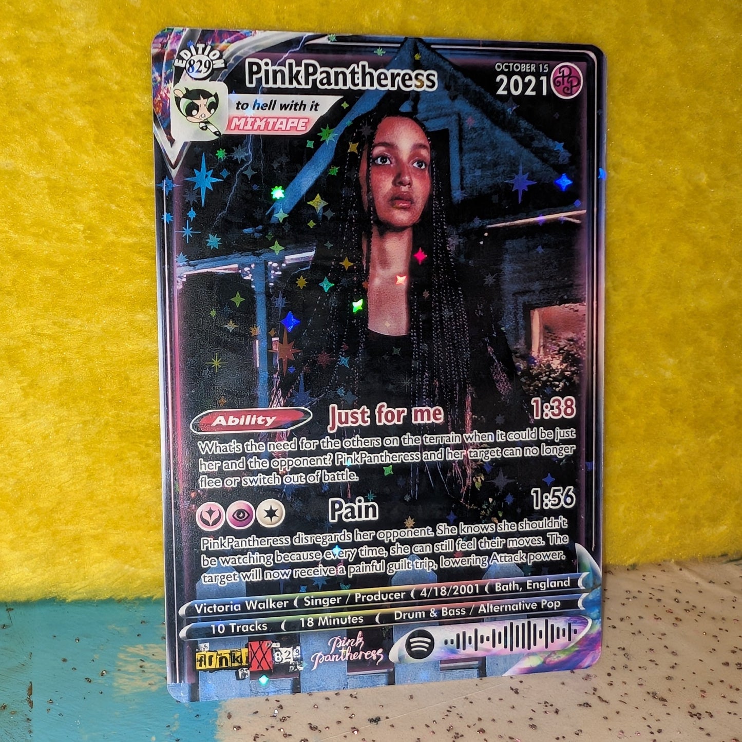PinkPantheress Holographic Trading Card Set