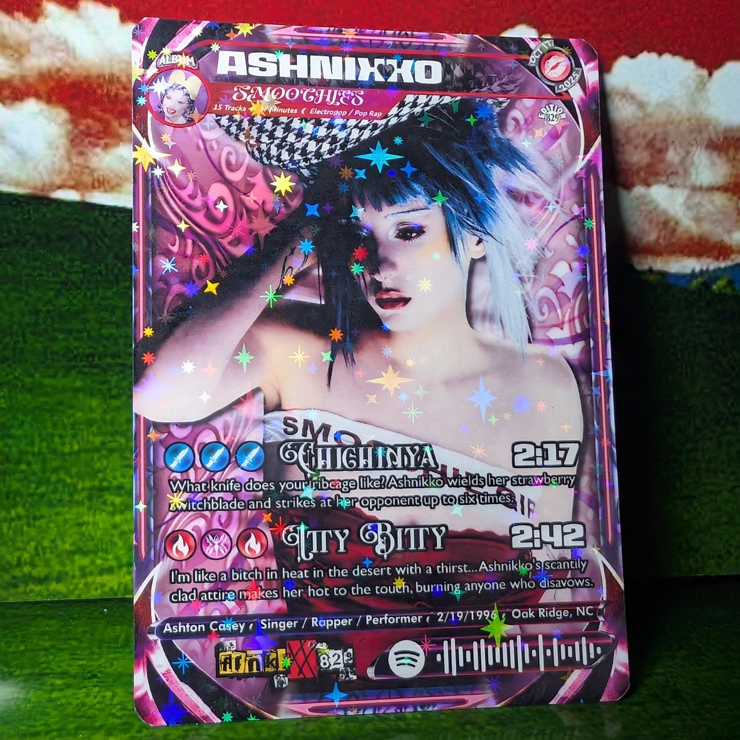 Ashnikko Holographic Trading Card Set