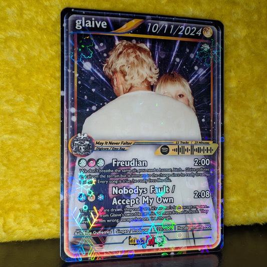 glaive Holographic Trading Card