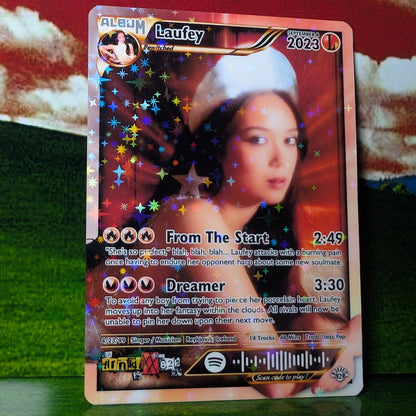Laufey Holographic Trading Card Set